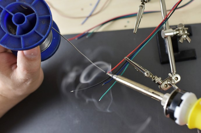 які інструменти потрібні для паяння